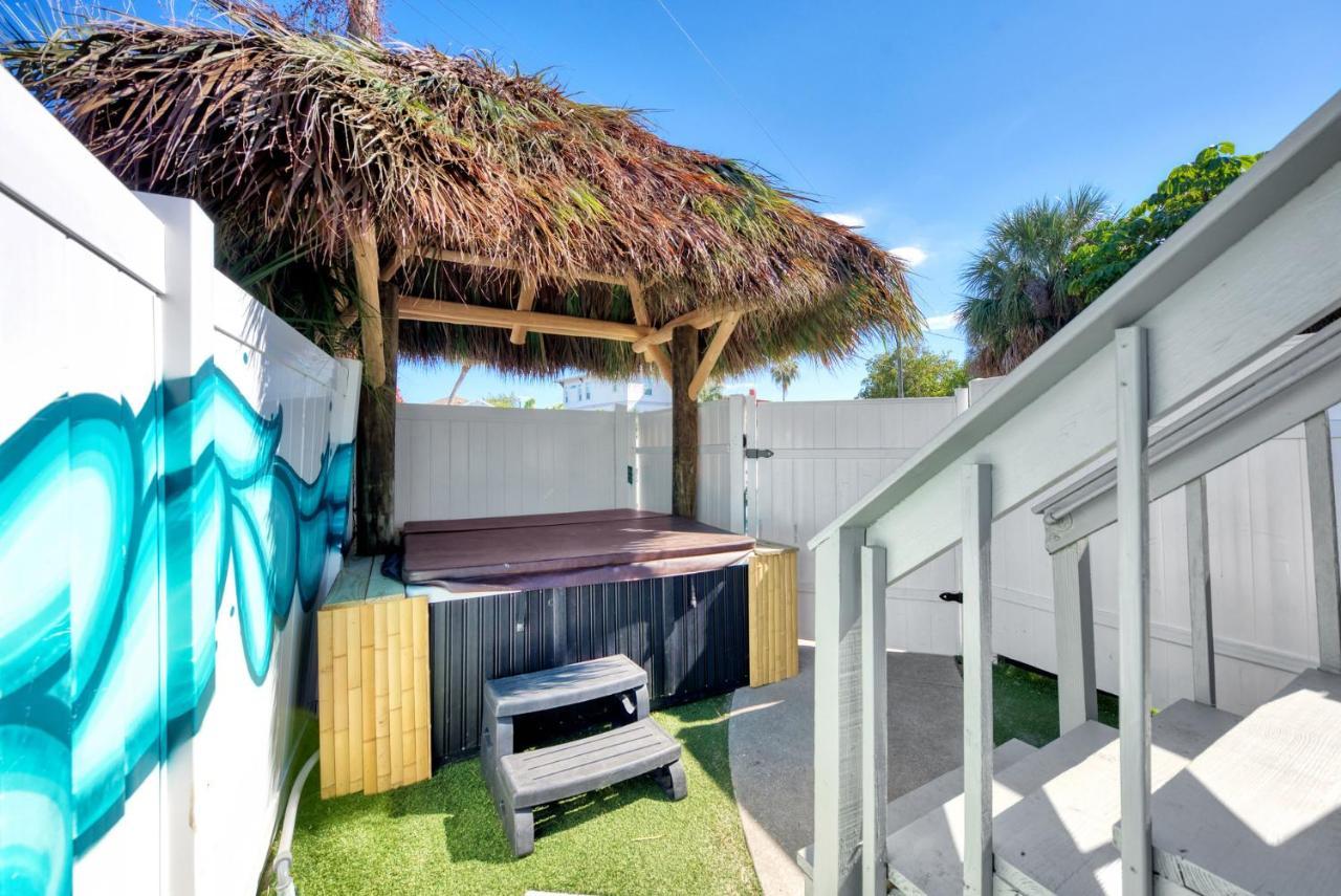 Mermaid House With Pool Jacuzzi Steps To Siesta Key Beach Сарасота Экстерьер фото